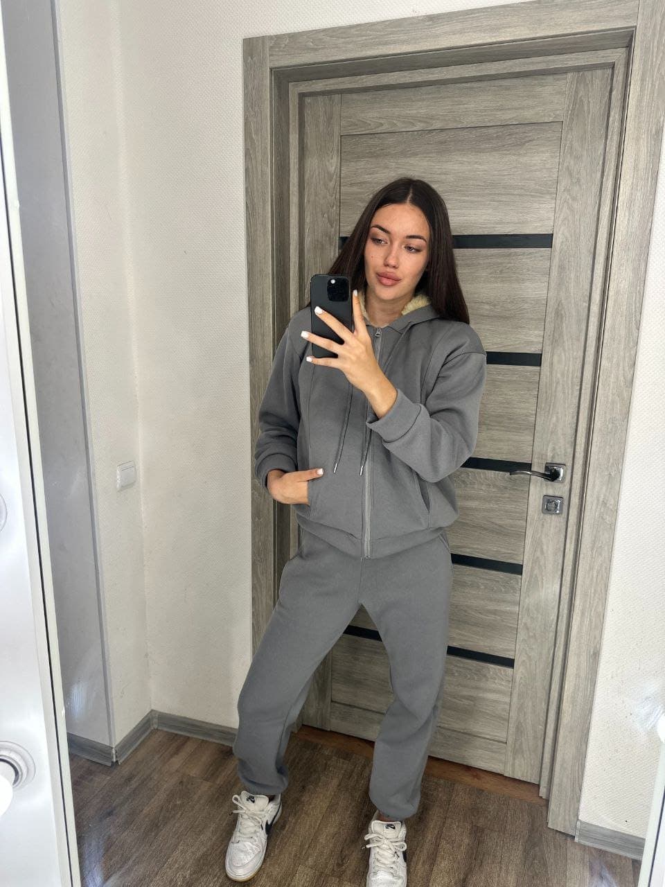 Жіночий теплий костюм двійка колір зелений