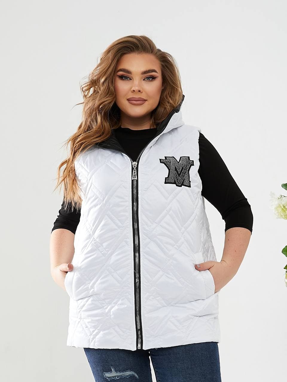 Жіночий весняний жилет блакитного кольору