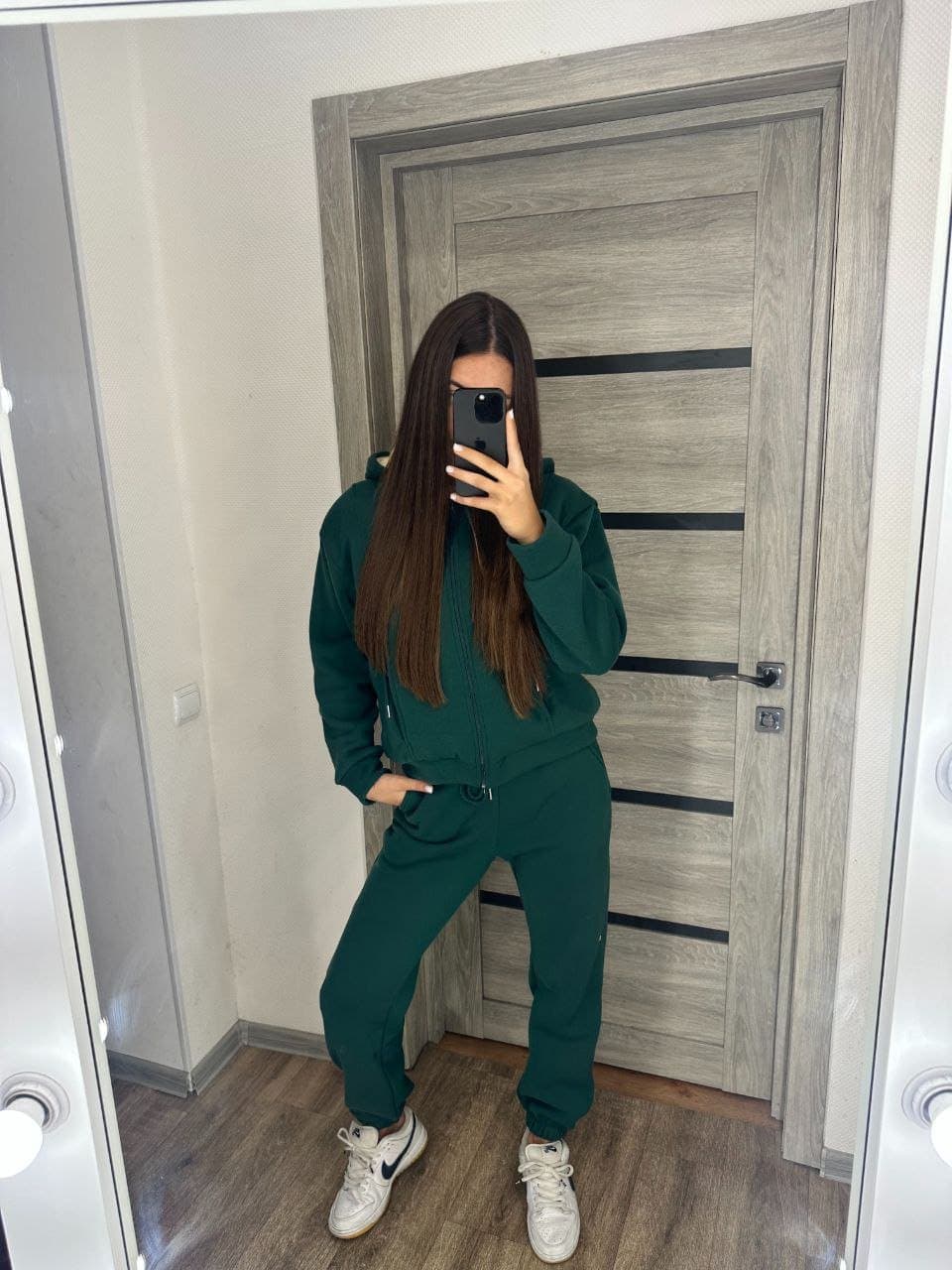 Жіночий теплий костюм двійка колір зелений